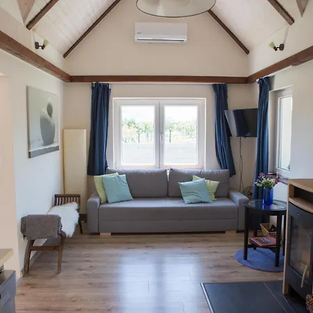 Dandelion Vendeghazak Σπίτι διακοπών Kisapati